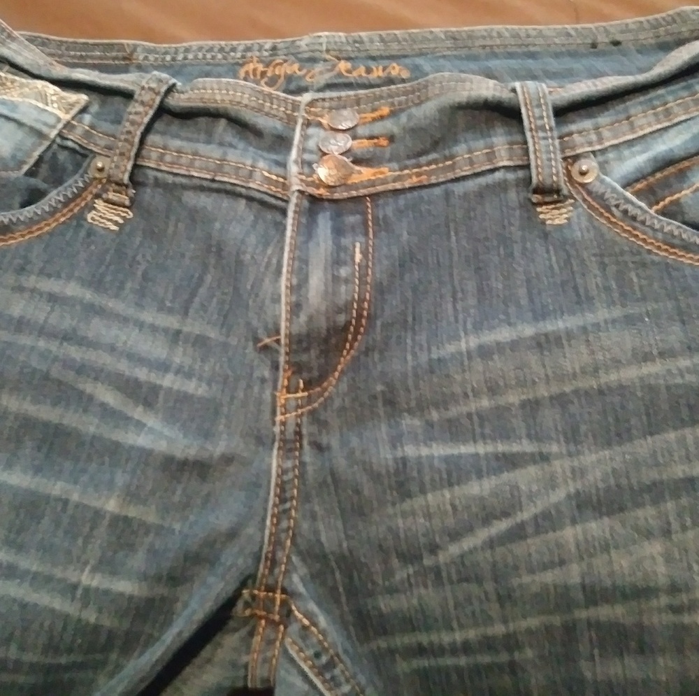 Ripped Flare leg Jeans